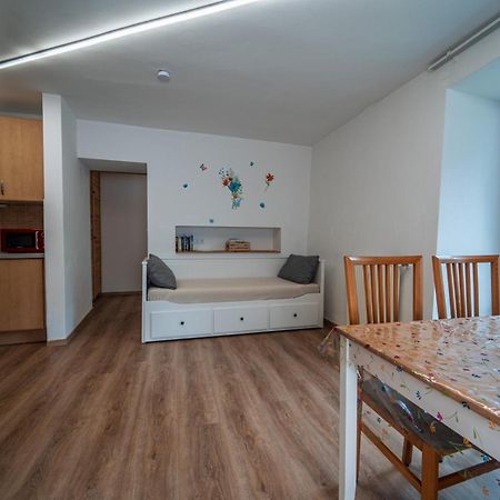 Mias Apartments Рабла Экстерьер фото